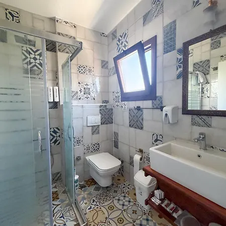Alatrio Hotel
